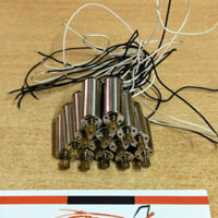 Cặp động cơ kèm bánh răng đồng 11 răng 8.5x25mm dùng pin 7.4V