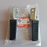 Cặp Gác Chân Sau Suzuki Gz150a/Gz125