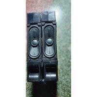 Cặp Loa LG 43UJ632T Loa củ hư màn cặp loa còn hát ok đã đo kích thướt như hình chụp,cho a,em độ chế mua về thay khách...
