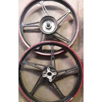 Cặp mâm đĩa ya sirius 50 rã xe.nguyên xi,có trầy