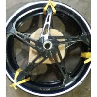 Cặp mâm ya sirius rin đĩa rã xe.nguyên xi.còn được,hơi trầy ,bao lỗi.