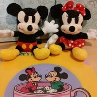 Cặp móc khóa gấu bông Mickey Minnie tặng kèm bìa nhựa Disney