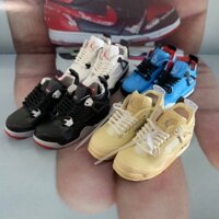 Cặp Móc Khóa Hình Giày Thể Thao Jordan 3D Thế Hệ Thứ 4 AJ4