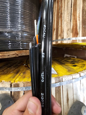 Cáp quang treo Postef TPKL 12FO