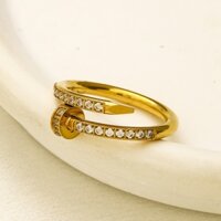 Cartier Mát Nhẫn Ánh Sáng Sang Trọng Tinh Tế Nhẫn Nữ Thép Titan Không Gây Dị Ứng Nhẫn Kinh Doanh Bữa Tối Cho Bạn Gái Ngày Lễ Tình Nhân Tana