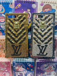 CASE IPHONE LV Đính Đá Sang Chảnh Form Vuông