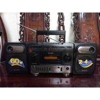 Cassette Sony CFS-1033S còn rất đẹp, chạy tốt các chức năng, radio bắt đủ các kênh to rõ, băng hát tốt, tiếng hay