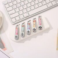 Cắt móng Shin-chan