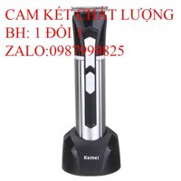 cắt tóc nam bằng tông đơ Kemei KM-9020 được thiết kế nhỏ gọn dễ sử dụng và thao tác đơn giản giúp bạnKemei 3007 2 lưỡi đồng 2 pin sạc Lưỡi răng bằng hợp kim  Hàng chất lượng an toàn dễ sử dụng