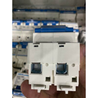 Cầu dao CB DC ngắt điện DC 1P dòng cao dành cho đóng cắt hệ thống lưu trữ.