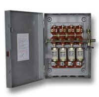 Cầu dao hộp VINAKIP 3 pha 4 cực 300A 660V - Đóng Cắt Nhanh ( CDH3P4C 300A )