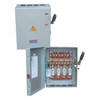 Cầu dao hộp Vinakip 3 pha 4 cực 660V (CHD3P4C 630A)