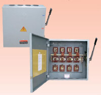 Cầu dao hộp Vinakip 3 pha 4 cực đảo chiều 100A 660V