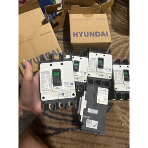 Cầu dao tự động MCCB Huyndai HGM100E-F - 100A 3P