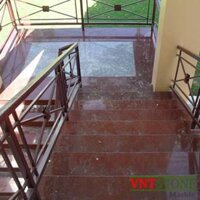 Cầu thang ốp đá granite Đỏ Ruby Bình Định