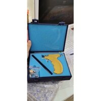 cây bấm lỗ tai(súng bắn lỗ tai)