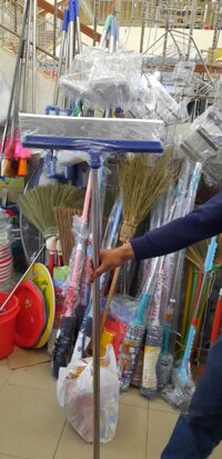 Cây cào nước inox thường