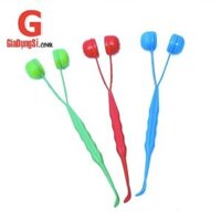 Cây gãi lưng đấm lưng bằng nhựa 2 đầu