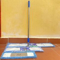 Cây lau nhà công nghiệp thương hiệu BODOCA bàn lau 45cm, 60 cm, 90cm. Cây lau bao gồm có 1 Khung + 1 Tấm lau