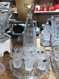 Chai chén pha lê dẹt M57