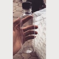 Chai nhựa đựng trà sữa