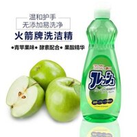Chai nước rửa bát chén hương táo 600ml Rocket