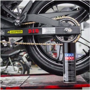 Chai xịt vệ sinh sên Liqui Moly Motorbike Chain-Cleaner 1602 500ml