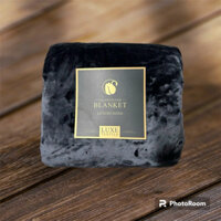 chăn blanket màu đen chất tuyết Nhung dày dặn kt 1m15x2m