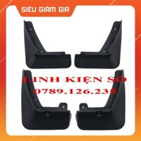 CHẮN BÙN XE MAZDA 3