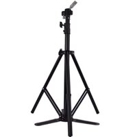 chân canh học cắt tóc đại