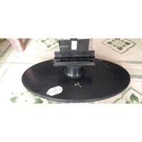 Chân để tivi Samsung LA32C450E1 củ do hư màn chân còn ok hình chụp trên tháo ra,bán cho anh chị cần mua về thay khách...