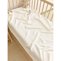 Chăn Lưới Hàn Quốc Nền Trắng Thoáng Khí Đắp Cho Bé Hay Trùm Xe Đẩy Trẻ Em