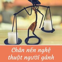 Chân nến nghệ thuật bằng sắt người gánh nước Bảo Linh