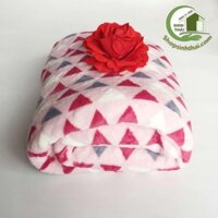 Chăn ngủ văn phòng bằng nỉ bông siêu mềm mịn hai mặt cao cấp - tam giác hồng (120cm x 230cm)