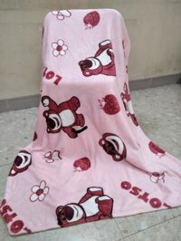 Chăn văn phòng mẫu gấu dâu, chuột mickey siêu cute GM88-Menle-Gau - Hình gấu