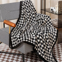 Chăn Văn Phòng Ngủ Chăn Sofa Chăn Điều Hòa Không Khí Chăn Ký Túc Xá Lông Cừu San Hô Chăn Đơn Bốn Mùa Đa Năng