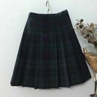 Chân váy caro xếp ly
