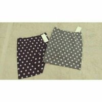 Chân váy chấm bi