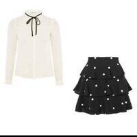 Chân váy chấm bi