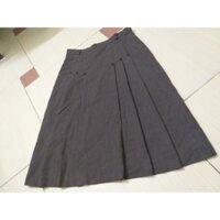 Chân váy dạ Nhật xếp ly đính khuy size M thanh lý