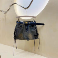 CHÂN VÁY JEANS ĐAN DÂY KÈM ĐAI MIU MIU HÀNG QCL1 MS26199