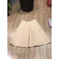 chân váy màu be momoco S