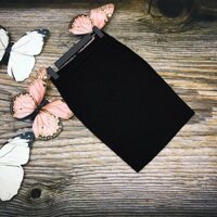 Chân váy ôm sẻ sau dáng ngắn vừa vặn