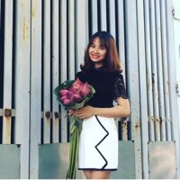 Chân váy trắng chữ A- IVY MODA