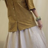 Chân váy vintage màu be xếp ly