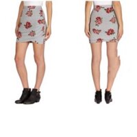 Chân váy xẻ Cotton on