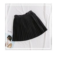 Chân váy xếp ly ngắn