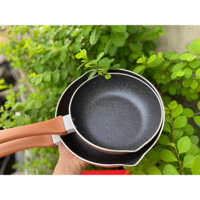 Chảo chống dính mini Elmich siêu đỉnh cho nhà bếp hai miệng rót gia dụng tốt
