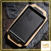 Chảo gang bò né hình chữ nhật đế gỗ vàng
