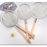 Chao lì cán gỗ, vợt inox cán gỗ chuyên dùng cho bếp